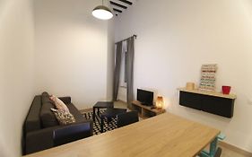 Preciosa Oportunidad, Junto A Playa Y Teatro Falla